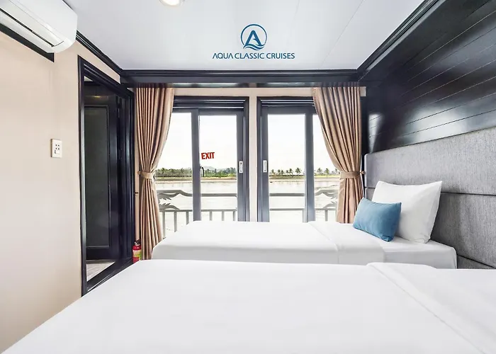 Aqua Classic Cruise