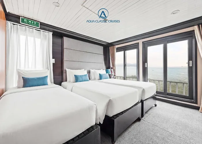 Botel Aqua Classic Cruise