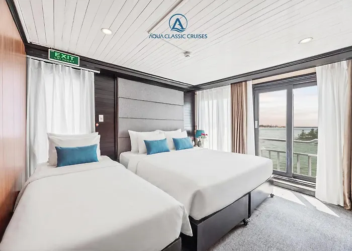 Aqua Classic Cruise Botel Hạ Long