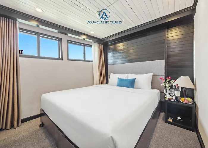 Aqua Classic Cruise Hạ Long