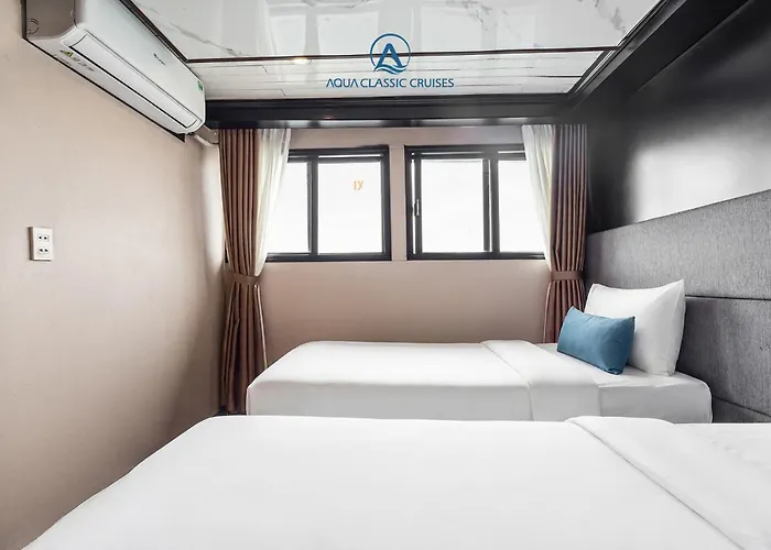Botel Aqua Classic Cruise 5*