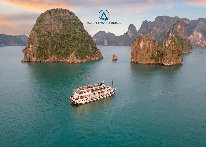 Aqua Classic Cruise Botel 5*