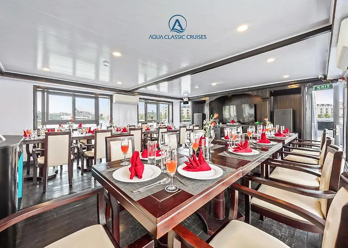 Botel Aqua Classic Cruise 5*