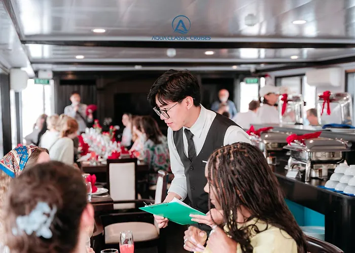 Aqua Classic Cruise Hạ Long
