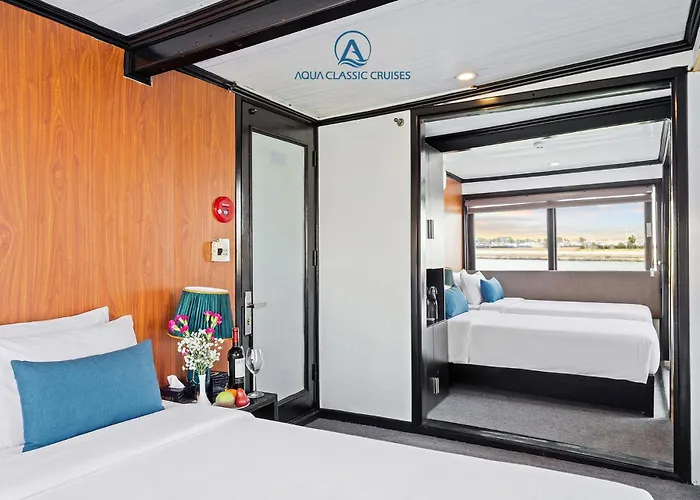 Aqua Classic Cruise Botel Hạ Long