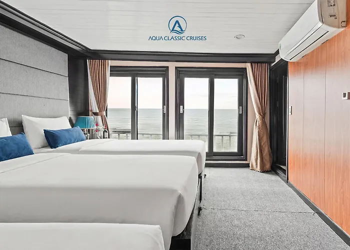 Aqua Classic Cruise 5* Hạ Long